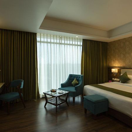 Sarovar Portico, Somnath Exterior photo