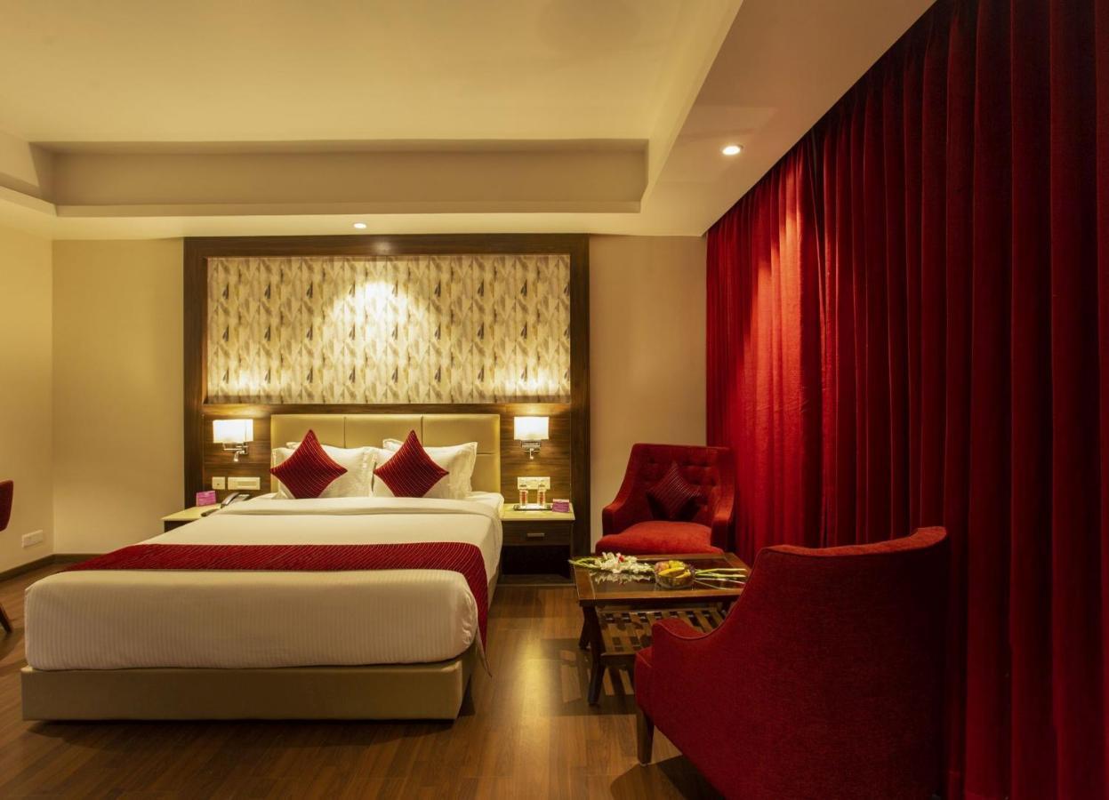Sarovar Portico, Somnath Exterior photo