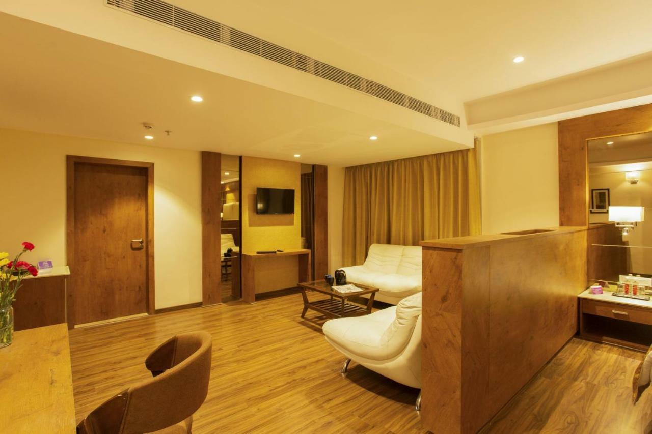 Sarovar Portico, Somnath Exterior photo