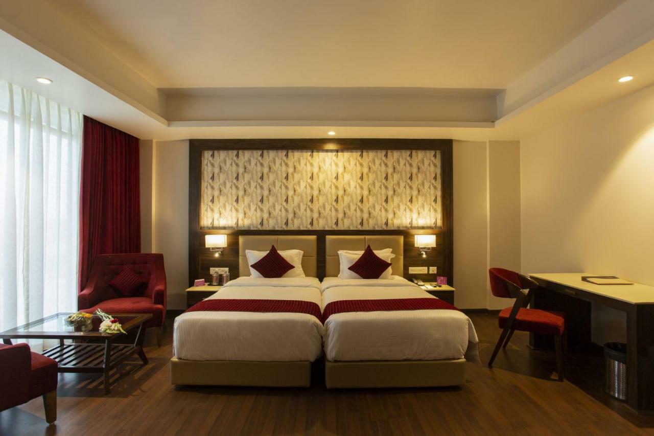 Sarovar Portico, Somnath Exterior photo
