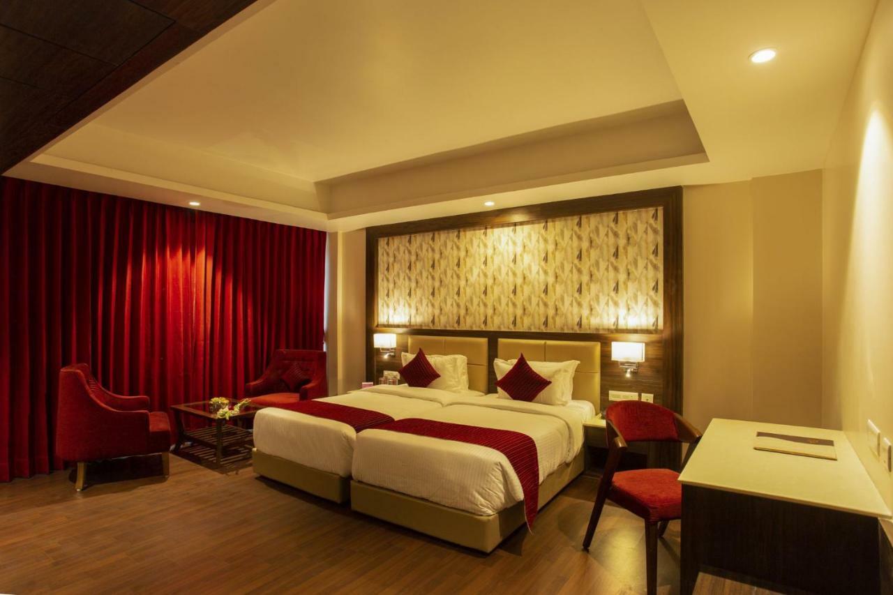 Sarovar Portico, Somnath Exterior photo