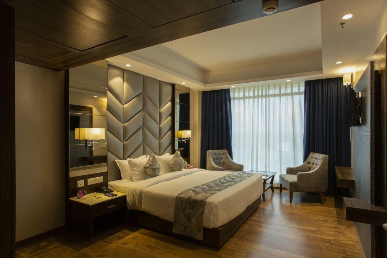 Sarovar Portico, Somnath Exterior photo