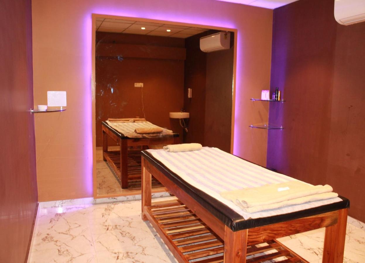 Sarovar Portico, Somnath Exterior photo